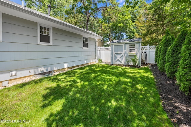 2120 Frances Dr, Point Pleasant, NJ 08742 - fenced yard featuring a storage unit