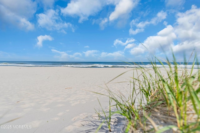 37 15th Ave, Seaside Park, NJ 08752 - water view featuring local beach