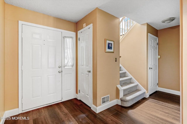 33 Hummingbird Ct, Marlboro, NJ 07746 - photo 3
