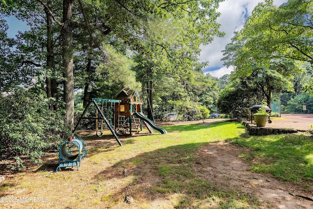34 Sea View Ter, Highlands, NJ 07732 - view of grassy yard featuring a playground