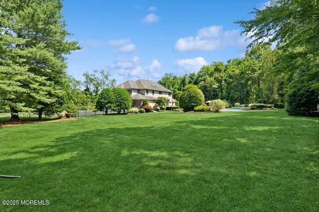9 Wide Horizons Dr, Colts Neck, NJ 07722 - view of yard