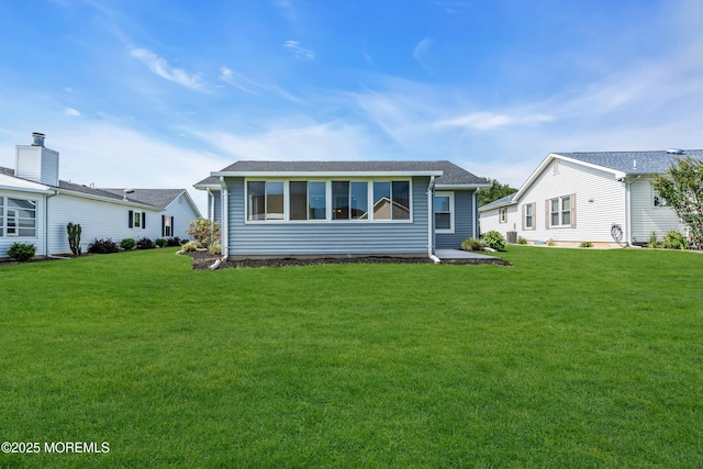 28 Greenbriar Blvd, Brick, NJ 08724 - view of front of house with a front yard