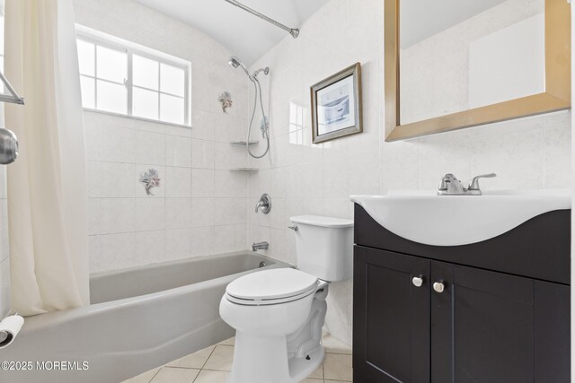 62 Grace Dr, Old Bridge, NJ 08857