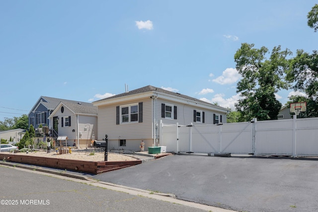 264 Linden Ave, North Middletown, NJ 07748 - photo 4