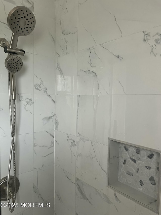 8 Missouri Ct, Matawan, NJ 07747 - full bathroom featuring tiled shower