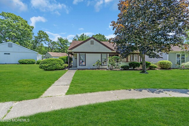 853 Winchester Ct Unit A, Manchester, NJ 08759 - view of front facade featuring a front lawn