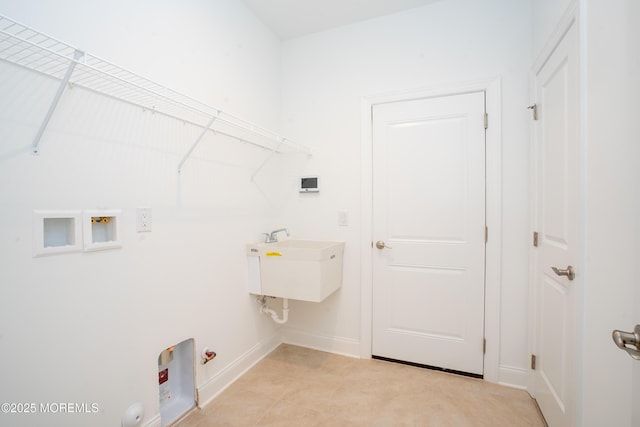 15 Ashlynn Ct, Manalapan, NJ 07726 - laundry area with hookup for a washing machine and hookup for a gas dryer