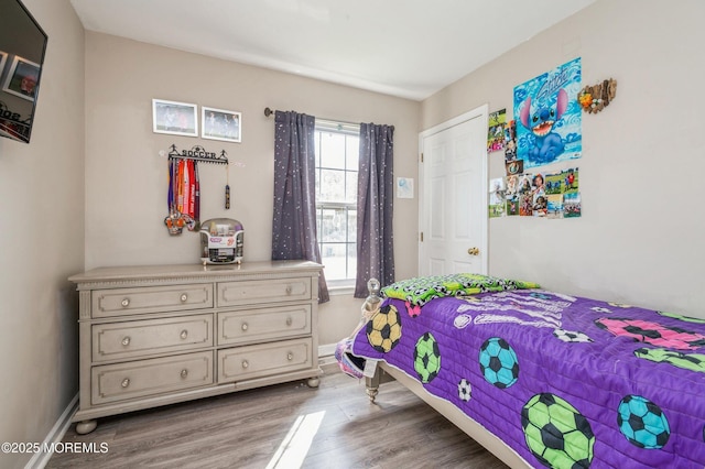 128 Oak Glen Rd, Toms River, NJ 08753 - bedroom featuring wood finished floors and baseboards