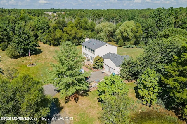 9 Tracy Pl, Jackson, NJ 08527 - aerial view of property and surrounding area with a forest