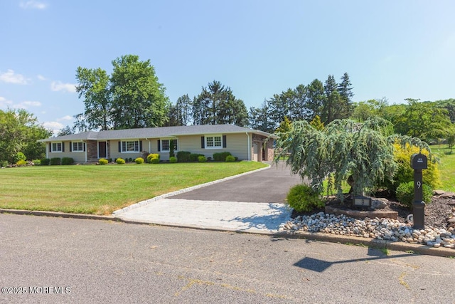 9 Theresa Dr, Holmdel, NJ 07733 - photo 2