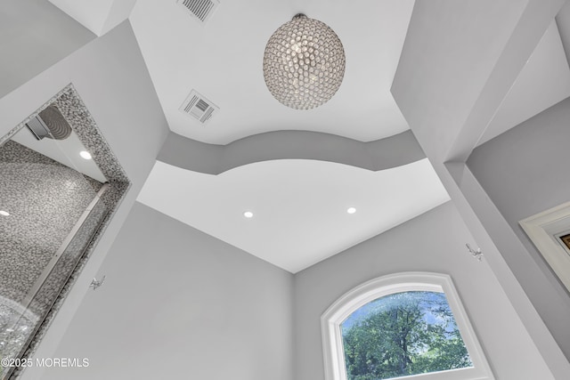 5 Champlain Ct, Lakewood, NJ 08701 - detailed view of recessed lighting