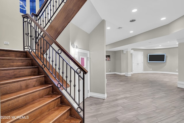 5 Champlain Ct, Lakewood, NJ 08701