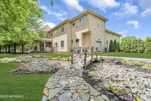 5 Champlain Ct, Lakewood, NJ 08701