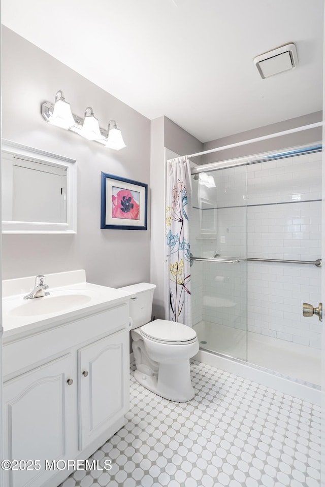 33 Honeysuckle Ln Unit 194, Red Bank, NJ 07701 - full bath with vanity and a tile shower