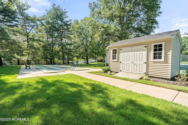 33 Honeysuckle Ln Unit 194, Red Bank, NJ 07701 - view of grassy yard featuring an outdoor structure