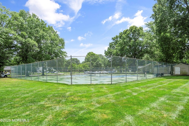 33 Honeysuckle Ln Unit 194, Red Bank, NJ 07701 - view of tennis court