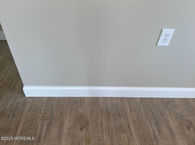 101 Bonaire Dr, Toms River, NJ 08757 - detailed view of wood finished floors