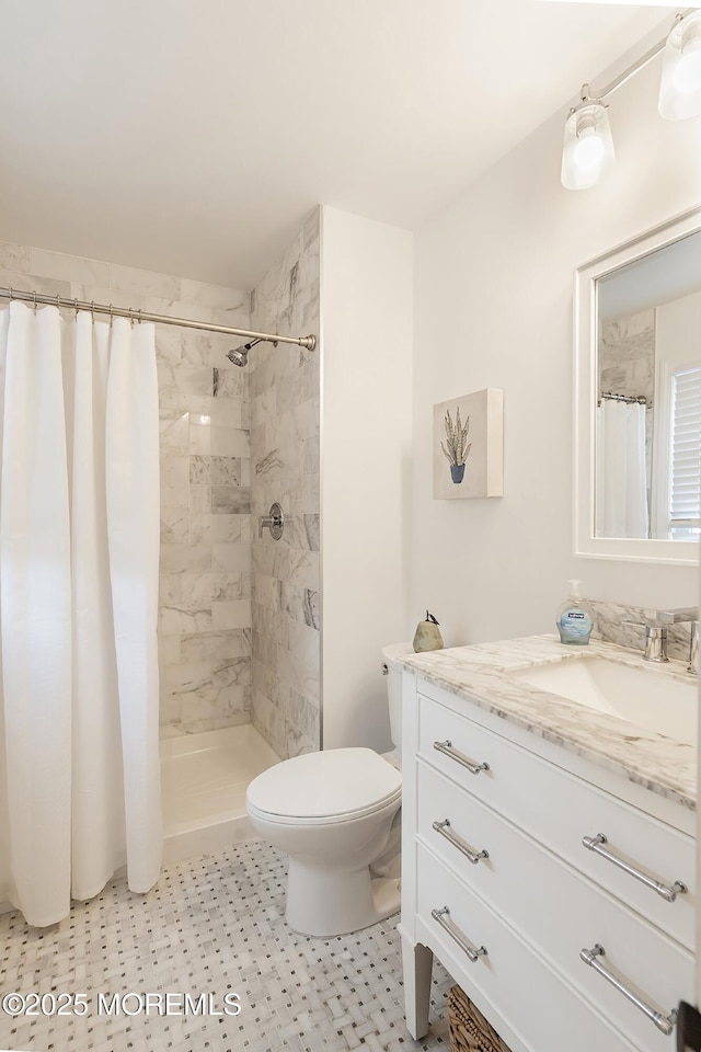 9 Maniwaki Ct, Toms River, NJ 08757 - bathroom with vanity and a tile shower