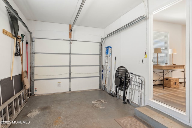 9 Maniwaki Ct, Toms River, NJ 08757 - view of garage