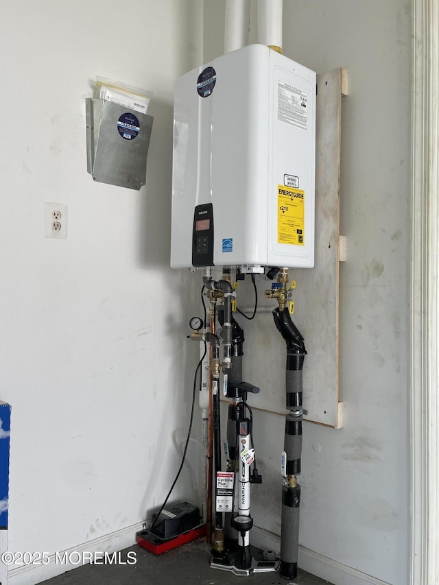 14 Weston Ct, Marlboro, NJ 07746 - utilities featuring water heater