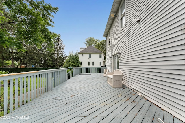405 Hope Chapel Rd, Lakewood, NJ 08701 - view of wooden terrace