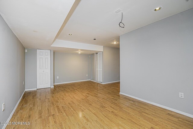9 Mioduski Ct, Parlin, NJ 08859 - empty room featuring light wood-style floors and recessed lighting