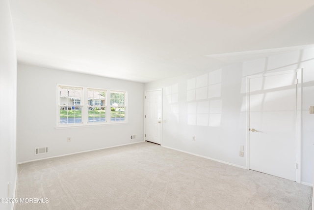 10 Haven Dr Unit B, Matawan, NJ 07747 - unfurnished room featuring light carpet
