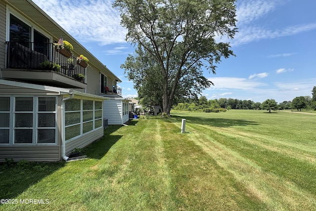 10 Haven Dr Unit B, Matawan, NJ 07747 - view of green lawn with a balcony