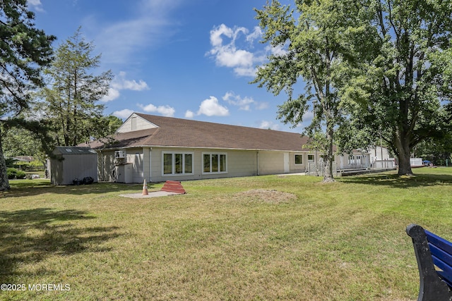 1086 Edgebrook Dr S, Toms River, NJ 08757 - rear view of house with a lawn