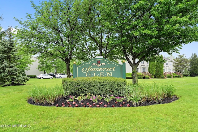 13 Jill Ct, Franklin Twp, NJ 08873 - community sign with a lawn