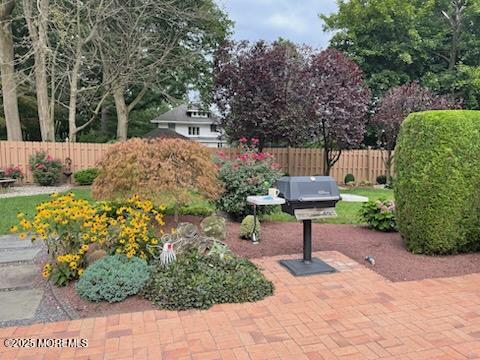 109 Orchard Ave, Hightstown, NJ 08520 - photo 2