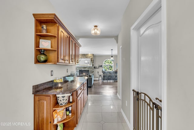 2 Shady Oak Ct, Millstone, NJ 08535 - corridor with light tile patterned floors and baseboards