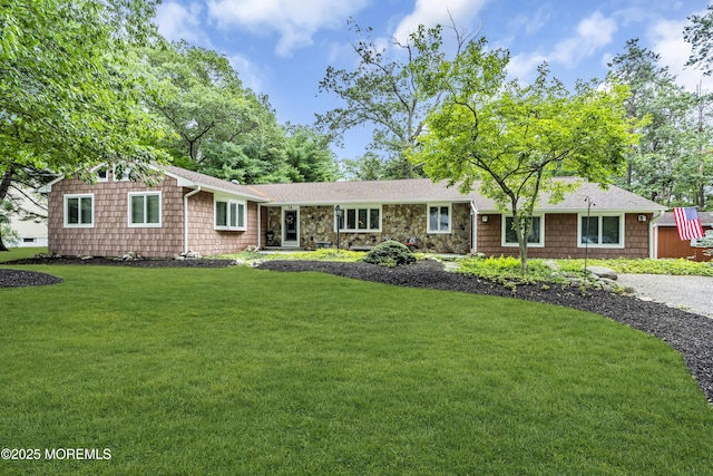 14 Copperfield Ct, Eatontown, NJ 07724 - ranch-style home featuring a front yard and a shingled roof