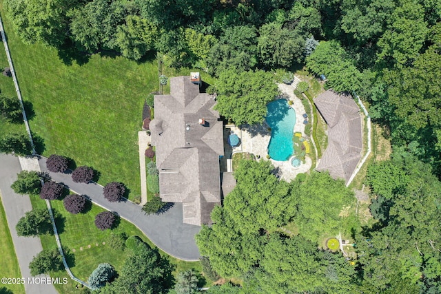 9 Withers Ln, Atlantic Highlands, NJ 07716 - bird's eye view of a pool