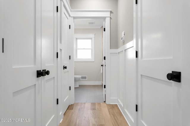 515 Atlantic Ave, Middletown, NJ 07748 - hall featuring light wood-style floors and baseboards