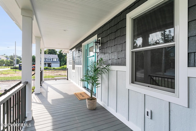 515 Atlantic Ave, Middletown, NJ 07748 - view of porch