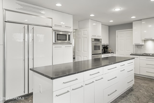 5 Wenning Ct, Oakhurst, NJ 07755