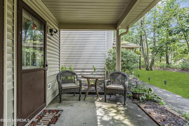 1002 Morning Glory Ct, Jackson, NJ 08527 - view of patio / terrace