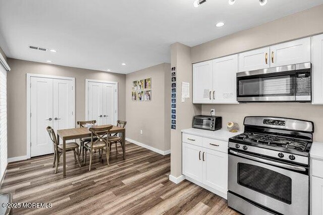 239 Zachary Ct, Lakewood, NJ 08701