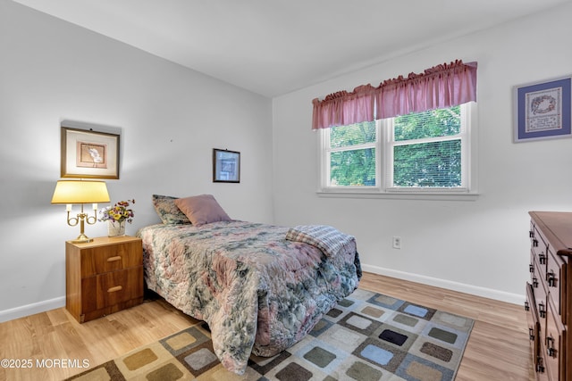 648 E Bayview Ave, Ocean Gate, NJ 08740 - bedroom featuring light wood-style flooring and baseboards