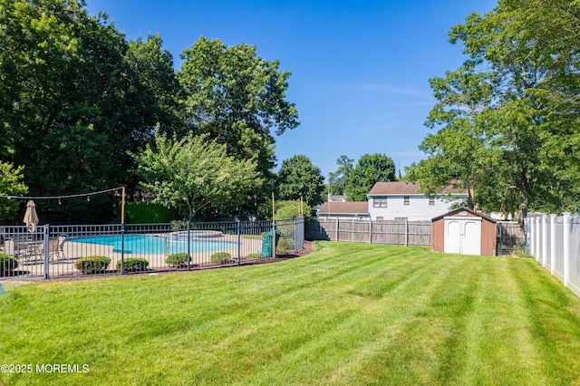 18 Rowena Rd, Manalapan, NJ 07726 - fenced backyard featuring a storage shed