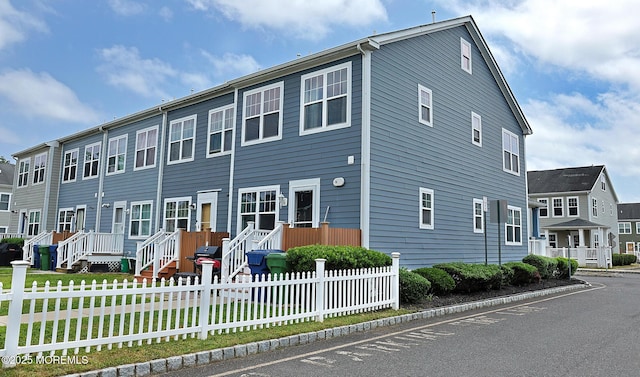1509 Embury Ave, Neptune Township, NJ 07753 - view of front of home featuring a fenced front yard