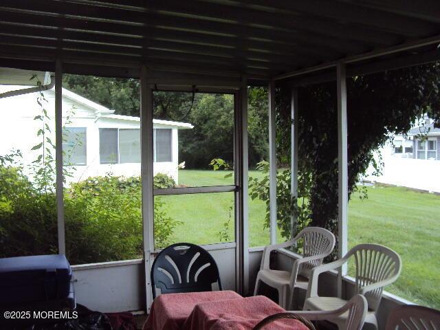 6 Hardy Ct, Brick, NJ 08724 - view of sunroom / solarium