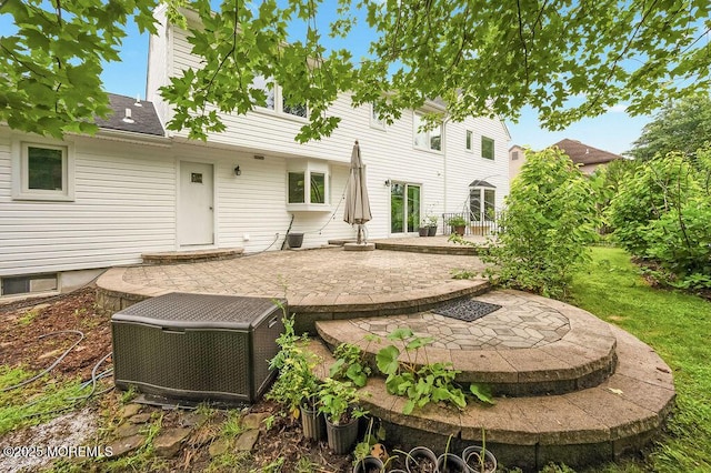 6 Opatut Ct, Morganville, NJ 07751 - rear view of property with a patio area