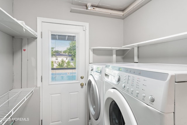 5 Maplecrest Ct, Toms River, NJ 08753 - laundry room with washer and clothes dryer