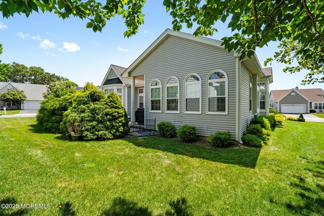 11 Jumping Brook Ln, Barnegat, NJ 08005
