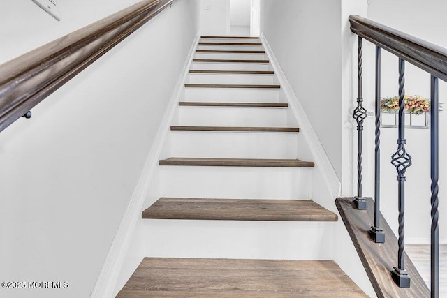 85 Mapletree Rd, Toms River, NJ 08753 - view of staircase