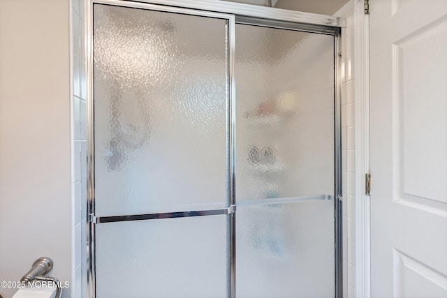 86 Lorelei Dr, Howell, NJ 07731 - full bathroom featuring tiled shower