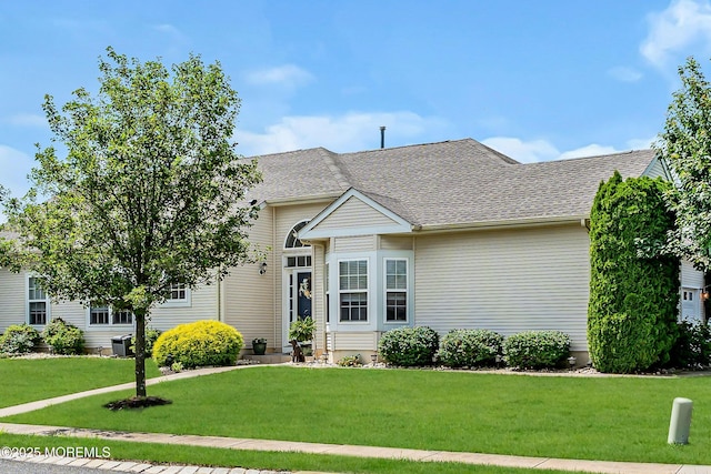 16 Vecchio Rd, Manchester, NJ 08759 - view of front of house featuring a front yard and a shingled roof