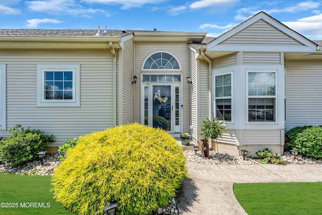 16 Vecchio Rd, Manchester, NJ 08759 - entrance to property featuring a yard